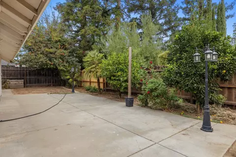 1940 N Berkeley Ave, Turlock, CA 95382 photo 38