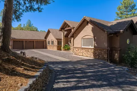 Exterior - 5350 Wylderidge Dr, Murphys, CA 95247 photo 6 of 11