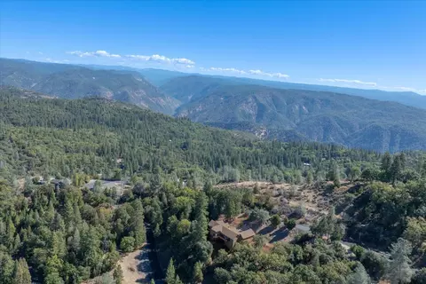 View/Area - 5350 Wylderidge Dr, Murphys, CA 95247 photo 5 of 6