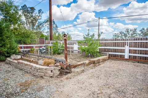Exterior - 151 W Delano St, Elverta, CA 95626 photo 31 of 33