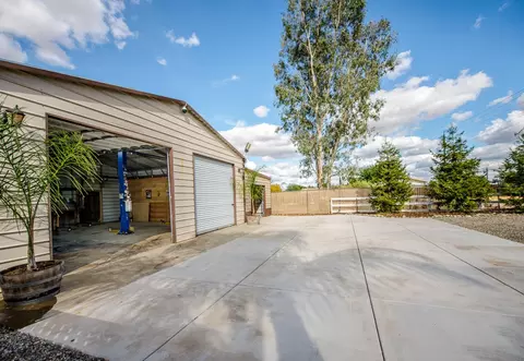 Exterior - 151 W Delano St, Elverta, CA 95626 photo 29 of 33