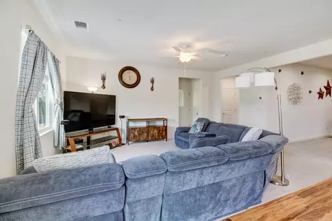 4039 Larner Way, Olivehurst, CA 95961 photo 8