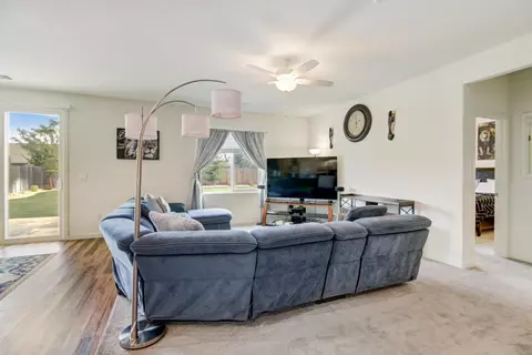 4039 Larner Way, Olivehurst, CA 95961 photo 7