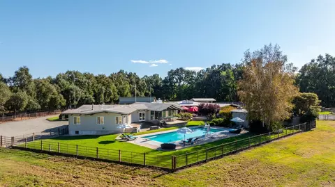 Exterior - Undisclosed, Red Bluff, CA 96080 photo 3 of 10