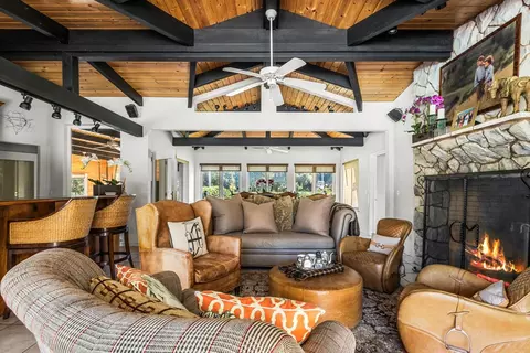 Living - Undisclosed, Red Bluff, CA 96080 photo 2 of 5
