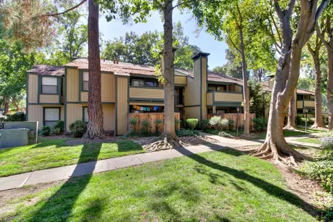 350 Del Verde Cir #6, Sacramento, CA 95833