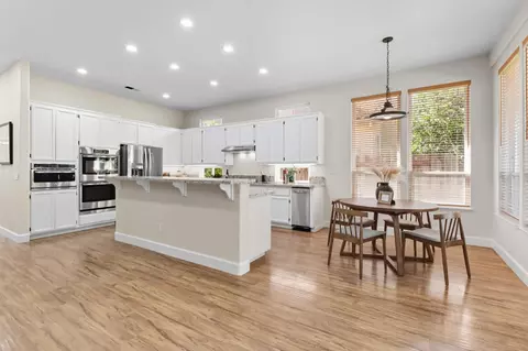 Kitchen - 1527 Rio Grande St, Davis, CA 95616 photo 2 of 8