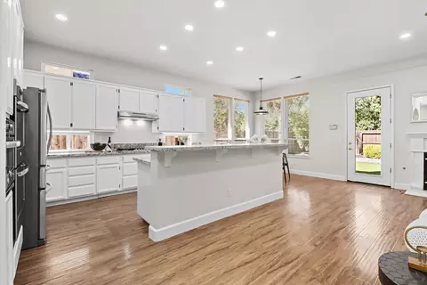 Kitchen - 1527 Rio Grande St, Davis, CA 95616 photo 1 of 8
