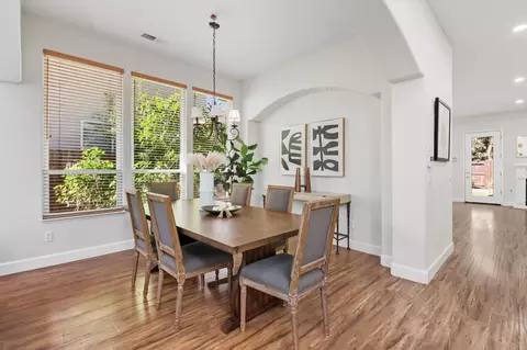 Dining - 1527 Rio Grande St, Davis, CA 95616 photo 2 of 4