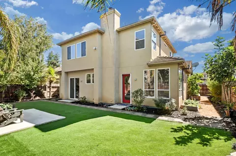 Exterior - 1527 Rio Grande St, Davis, CA 95616 photo 6 of 10
