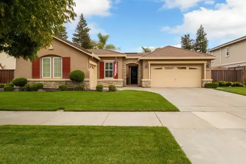 1763 W 4th St, Ripon, CA 95366