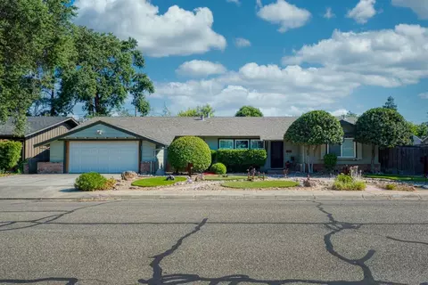 840 Madrone Ln, Patterson, CA 95363 photo 1