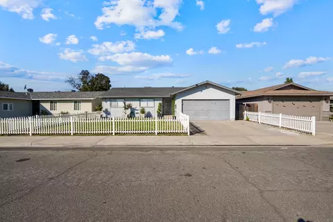 1225 Butte, Turlock, CA 95380 photo 1