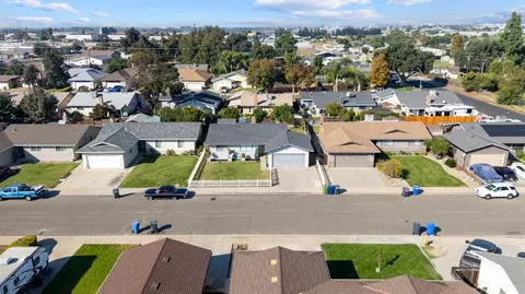 View/Area - 1225 Butte, Turlock, CA 95380 photo 2 of 8