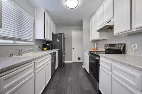 Kitchen - 1225 Butte, Turlock, CA 95380 photo 1 of 2