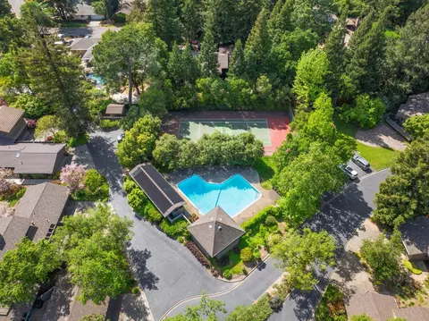 View/Area - 76 Riverknoll Pl, Carmichael, CA 95608 photo 1 of 9
