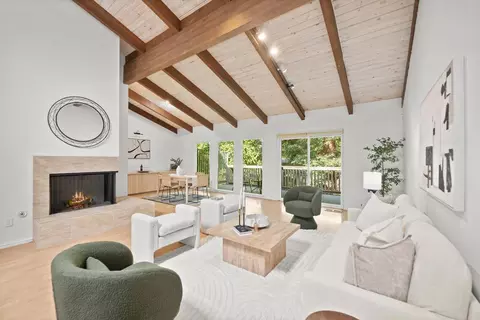 Living - 76 Riverknoll Pl, Carmichael, CA 95608 photo 7 of 9