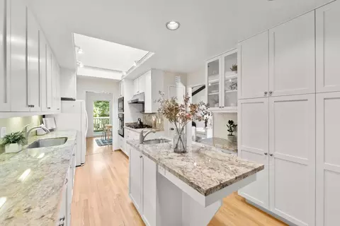 Kitchen - 76 Riverknoll Pl, Carmichael, CA 95608 photo 2 of 5
