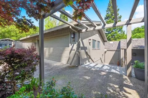 Exterior - 76 Riverknoll Pl, Carmichael, CA 95608 photo 13 of 14