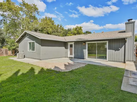 Exterior - 2919 Easy Way, Carmichael, CA 95608 photo 3 of 6