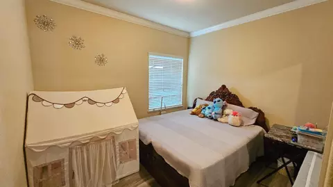 Bedroom - 3703 Brookstone Dr, Turlock, CA 95382 photo 2 of 4