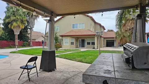 Exterior - 3703 Brookstone Dr, Turlock, CA 95382 photo 12 of 12