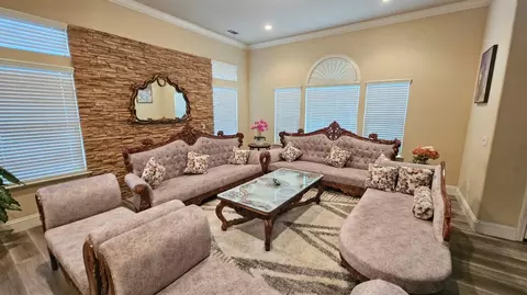 Living - 3703 Brookstone Dr, Turlock, CA 95382 photo 2 of 5