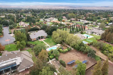 View/Area - 8336 Park Pl, Tracy, CA 95304 photo 5 of 20