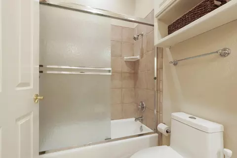 Bath - 8336 Park Pl, Tracy, CA 95304 photo 5 of 6