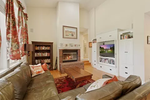 Living - 8336 Park Pl, Tracy, CA 95304 photo 4 of 5