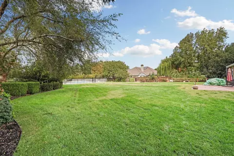 Exterior - 8336 Park Pl, Tracy, CA 95304 photo 18 of 23