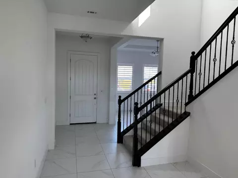364 Whitefish St, Manteca, CA 95337 photo 3