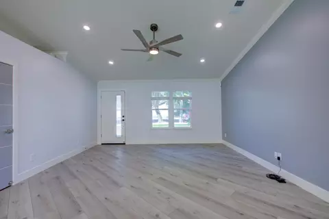 216 N Mcclure Rd, Modesto, CA 95357 photo 9