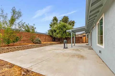 Exterior - 5005 Durley Dr, Salida, CA 95368 photo 4 of 6