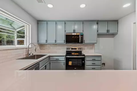Kitchen - 5005 Durley Dr, Salida, CA 95368 photo 2 of 2