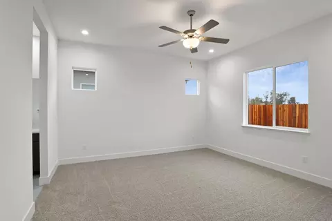 2214 Paramount Ln, Manteca, CA 95337 photo 9