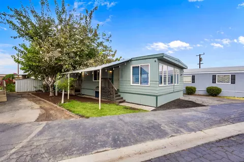 2151 E Pacheco Blvd #92, Los Banos, CA 93635