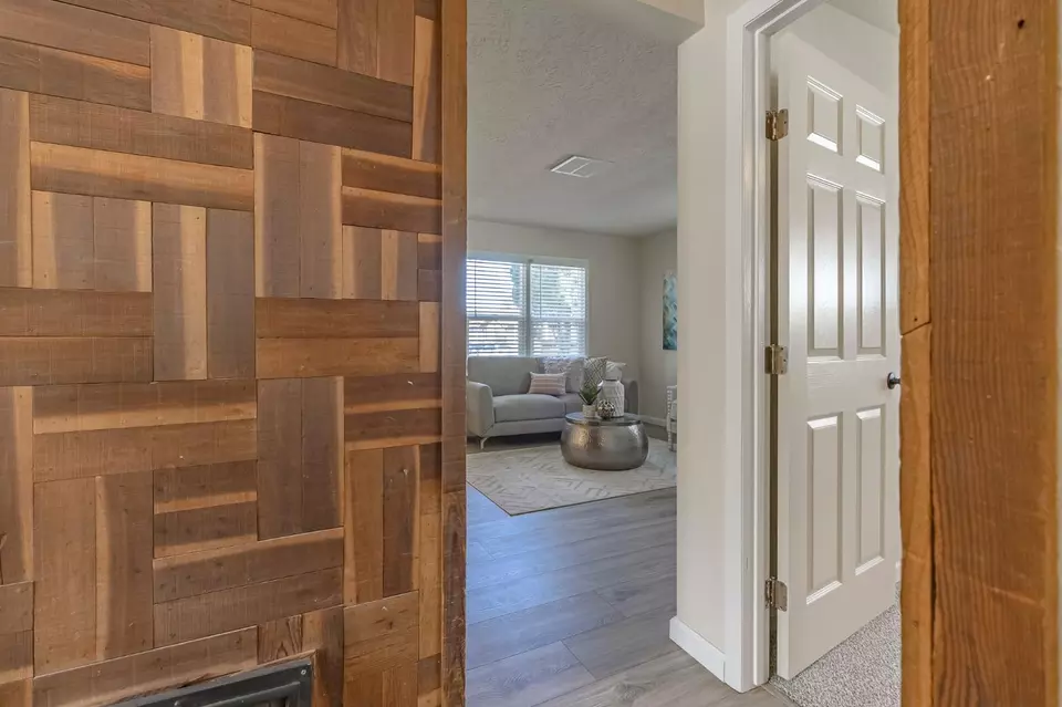 Entry Way - 1930 Wall St, Tracy, CA 95376 photo 3 of 3