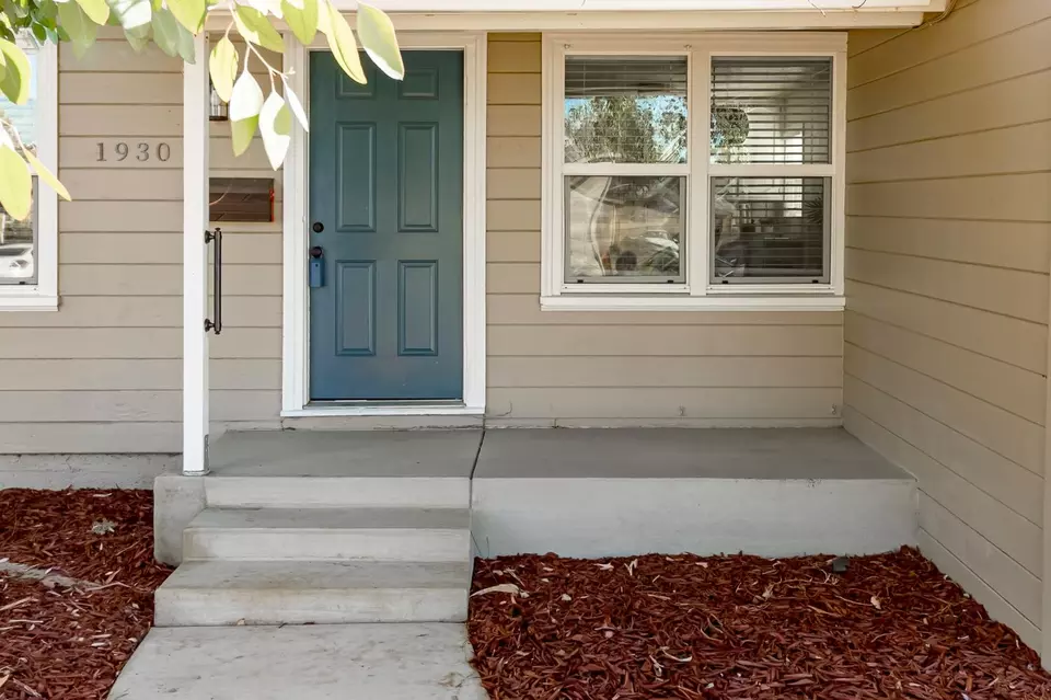 Exterior - 1930 Wall St, Tracy, CA 95376 photo 3 of 7