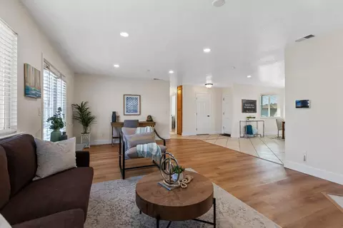1474 Bridgeport Ln, Manteca, CA 95336 photo 4