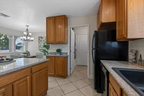 1474 Bridgeport Ln, Manteca, CA 95336 photo 8