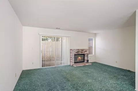Living - 3010 Andre Ln, Turlock, CA 95382 photo 2 of 4