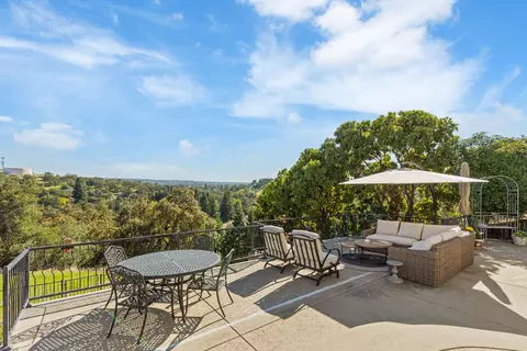 5218 Silver Peak Ln, Rocklin, CA 95765