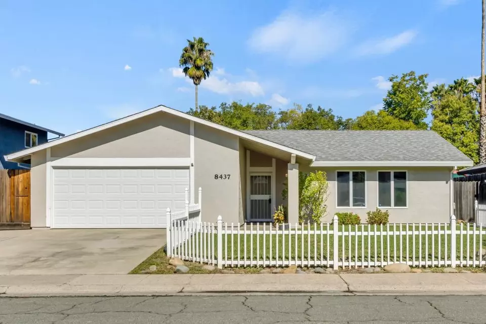 Exterior - 8437 Cortadera Dr, Orangevale, CA 95662 photo 1 of 10