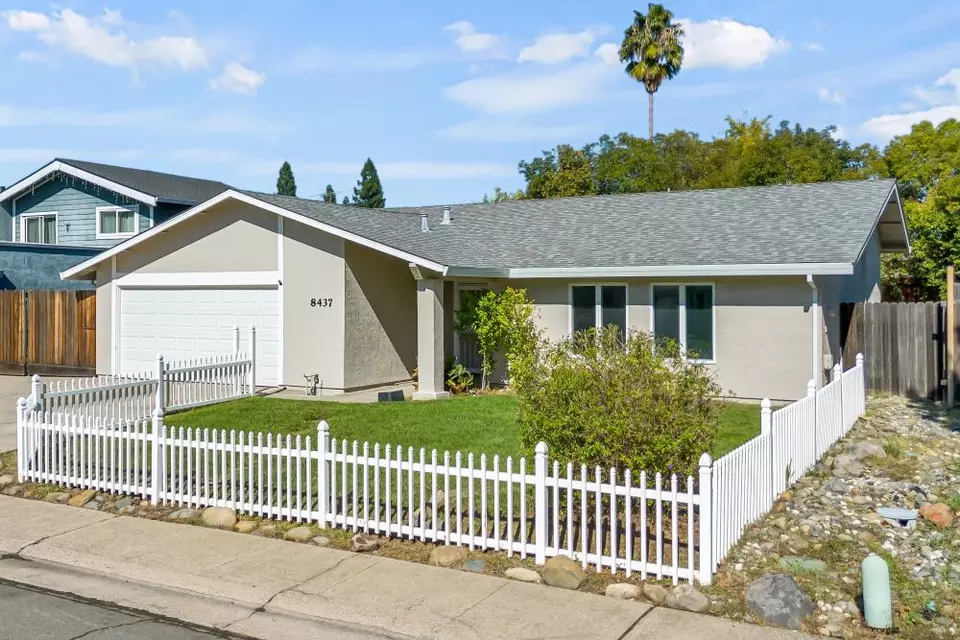 Exterior - 8437 Cortadera Dr, Orangevale, CA 95662 photo 10 of 10
