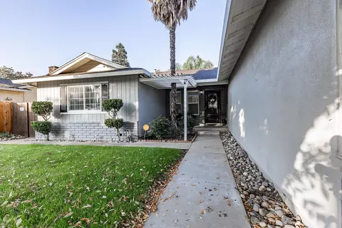 1125 Sonoma Ave, Modesto, CA 95355 photo 4