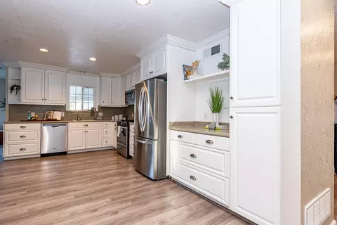 1125 Sonoma Ave, Modesto, CA 95355 photo 7