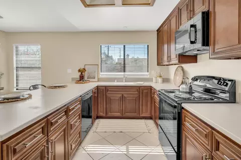 Kitchen - 713 E Century Pl, Lodi, CA 95240 photo 3 of 6
