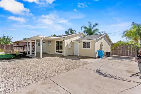 Exterior - 1985 16th St, Olivehurst, CA 95961 photo 11 of 13