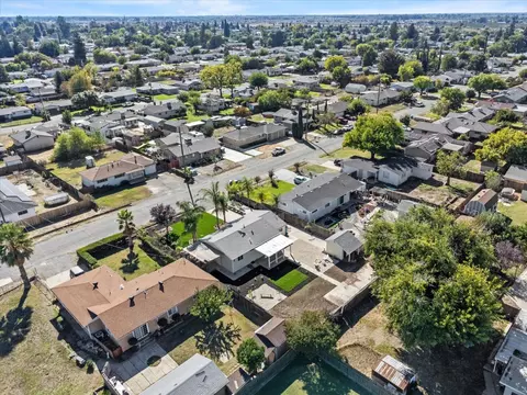 View/Area - 1985 16th St, Olivehurst, CA 95961 photo 4 of 7